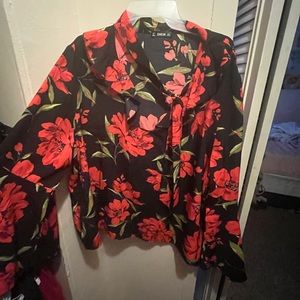 Beautiful bell sleeve red and black floral dress shirt size 3x